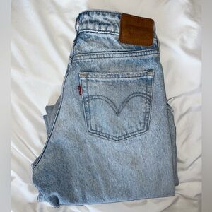 Levi’s Low Loose Jeans